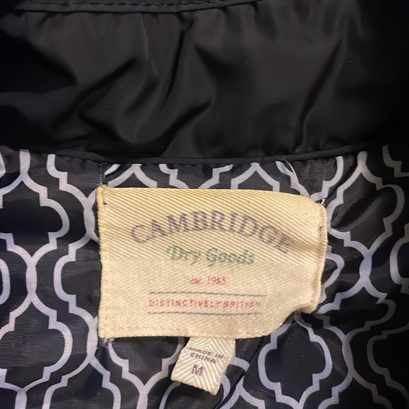 Navy quilted vest,M - Picture 2 of 3